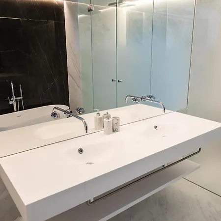 Elegant 1 Bedroom In Diagonal Mar *